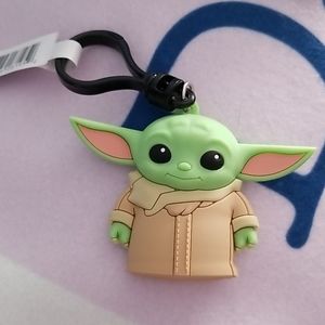 Star wars. The mandalorian. The child bag clip